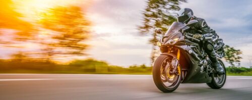 Mit dem Motorrad zur Arbeit: Realtalk und Tipps